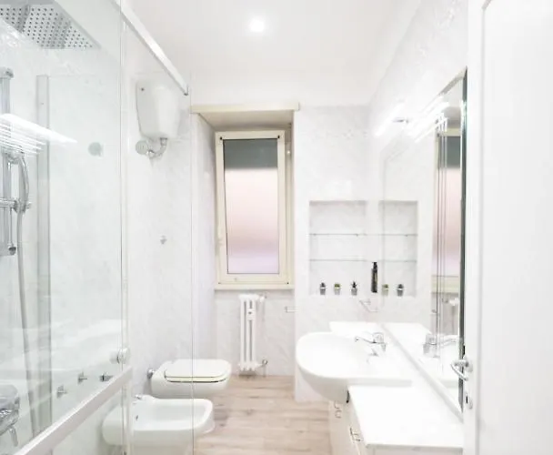 Lovely In Hip And Vibrant Pigneto Apartment