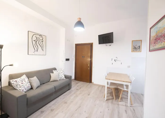 Lovely In Hip And Vibrant Pigneto Apartment *