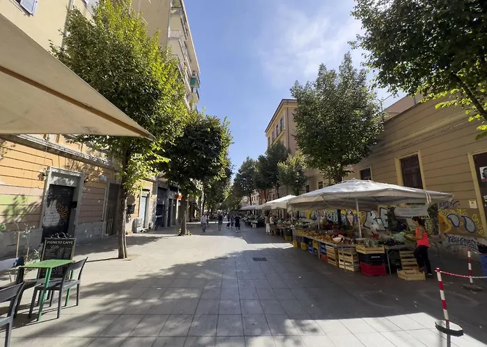 Lovely In Hip And Vibrant Pigneto * Rome